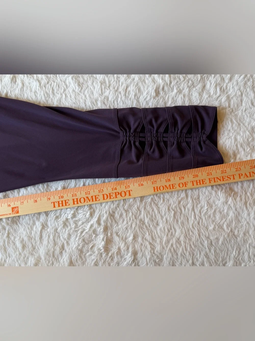 Athleta Salutation Stash Pocket II Cinch 7/8 Tight Plum Large